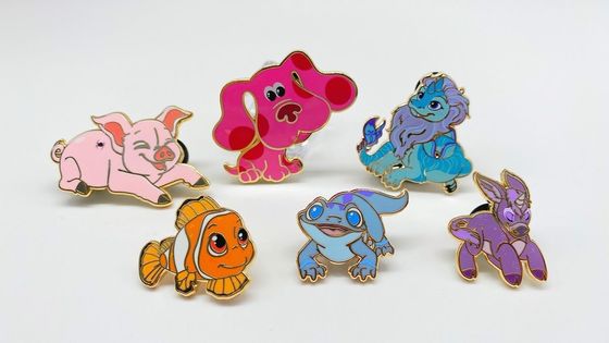 Plated Metal Crafts Customized Hard Enamel Lapel Pin Business Gifts Metal Logo Design Pins For Clothes