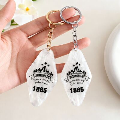 شراء ميداليات مفاتيح لوحات أرقام غرف الفنادق الأكريليك المخصصة للترويج، لوحات أسماء إبداعية على شكل ماس بتقنية منسوجة بنمط مربع online manufacture