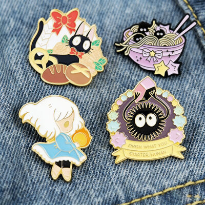 شراء دبابيس طية صدر السترة مطلية بالذهب مخصصة مع مينا ناعمة وشعار مخصص للعلامة التجارية online manufacture