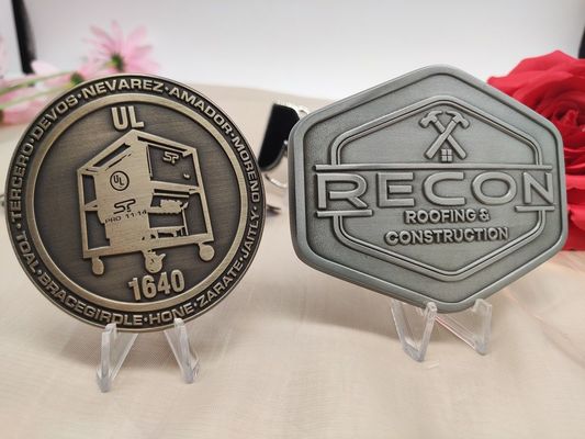 الأجهزة المعدنية حزام دبوس الحزام القضيب للرجال شعارك الخاص