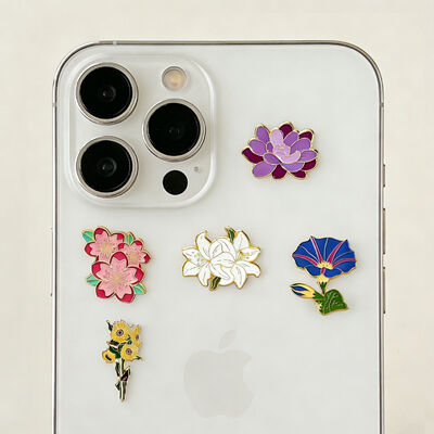 سعر جيد تصميم ثلاثي الأبعاد مخصص لون وردي مادة عالية الجودة شارة دبوس الزجاجية للزخرفة الهاتف الانترنت