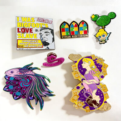 سعر جيد دبوس طية صدر معدني مخصص بشعار شخصي بألوان لامعة وخيارات حجم العميل الانترنت