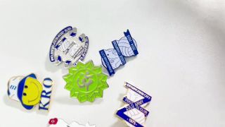 دبابيس المينا المخصصة لعلامتك التجارية